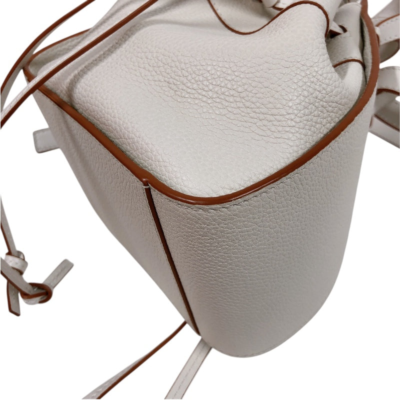 ロエベ LOEWE ハンモック ドローストリングスバッグ ミニ アイボリー カーフ レディース ショルダーバッグ