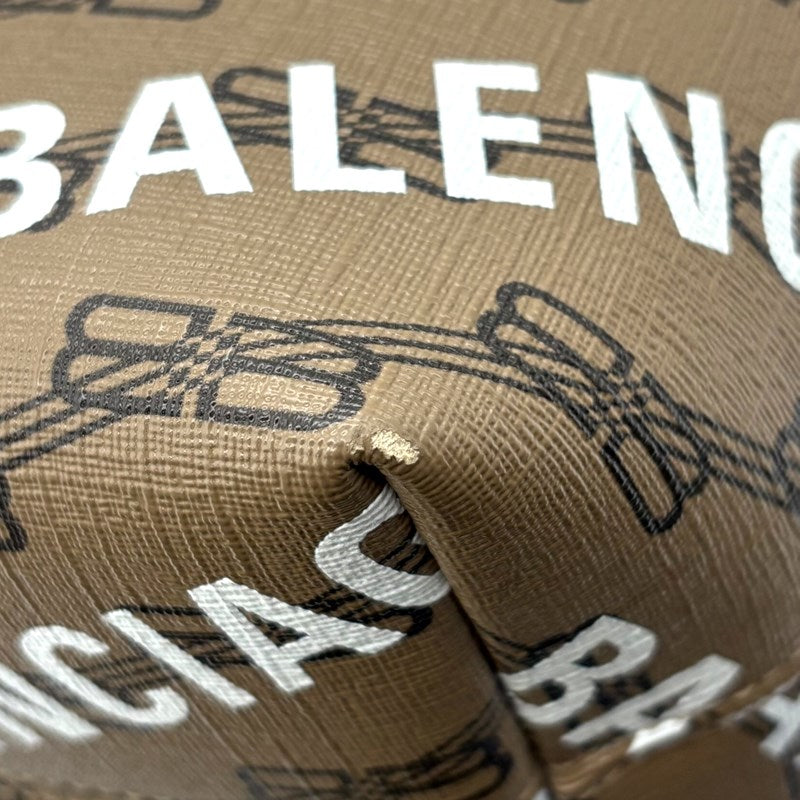 バレンシアガ BALENCIAGA シグネチャーミディアムショッパー 702698 ベージュ×ブラウン ゴールド金具 BBモノグラム・キャンバス ユニセックス ハンドバッグ