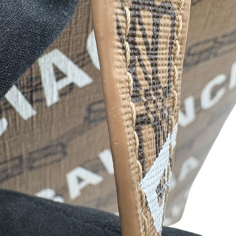 バレンシアガ BALENCIAGA シグネチャーミディアムショッパー 702698 ベージュ×ブラウン ゴールド金具 BBモノグラム・キャンバス ユニセックス ハンドバッグ