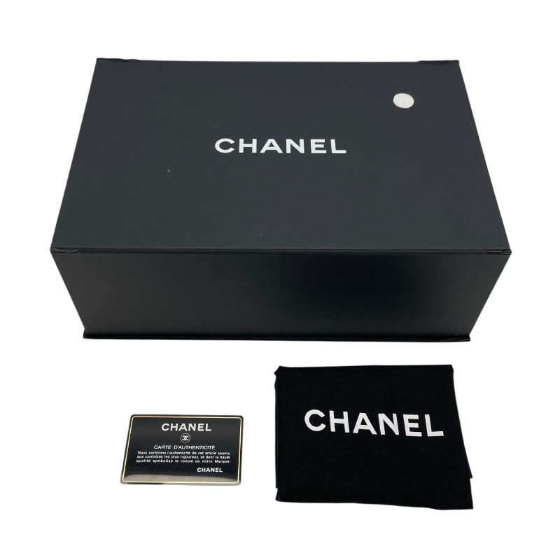 シャネル CHANEL Vステッチスモールフラップバッグ 27番台 ライトブルー GD金具 ラム レディース ショルダーバッグ
