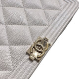 シャネル CHANEL ボーイシャネル　チェーンウォレット ホワイト キャビアスキン レディース ショルダーバッグ