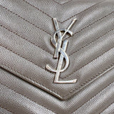 サンローラン SAINT LAURENT カサンドラエンベロープチェーンウォレット 377828 グレー/シルバー金具 カーフ レディース ショルダーバッグ