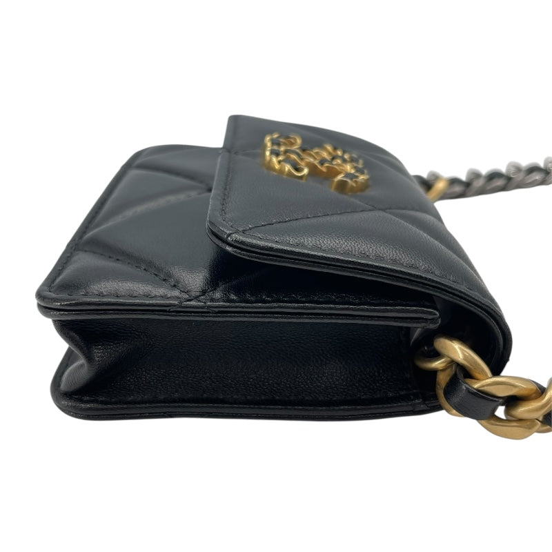 シャネル CHANEL CHANEL19 チェーンウエストバッグ ブラック　GDxSV金具 ラムスキン レディース ショルダーバッグ