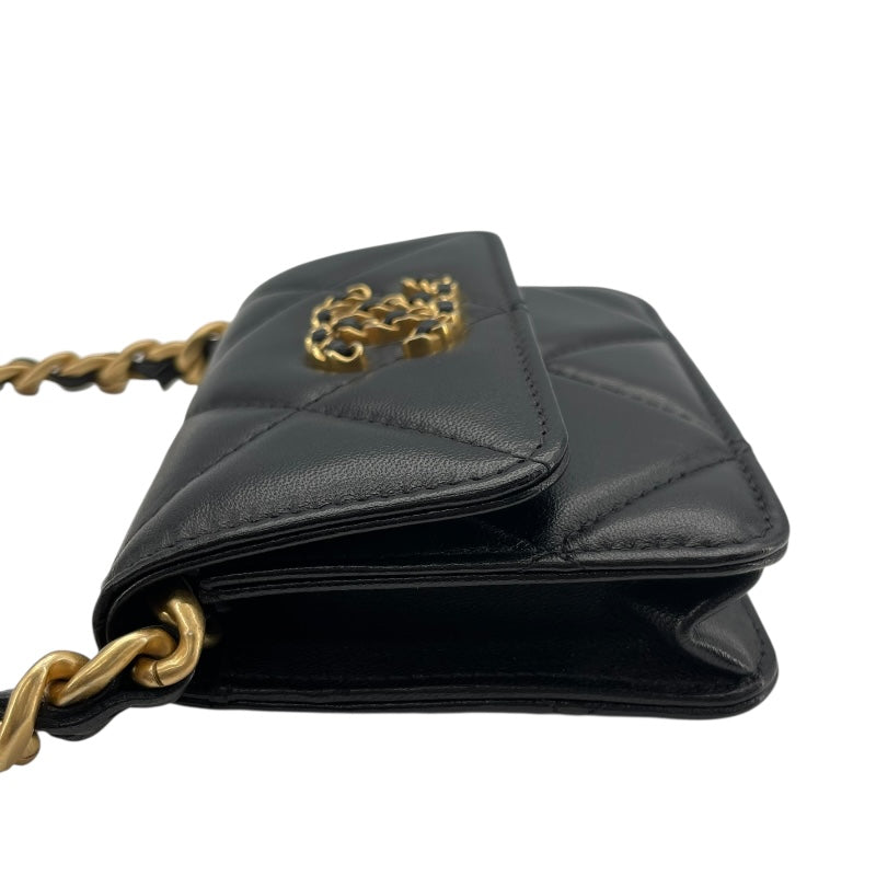 シャネル CHANEL CHANEL19 チェーンウエストバッグ ブラック GDxSV金具