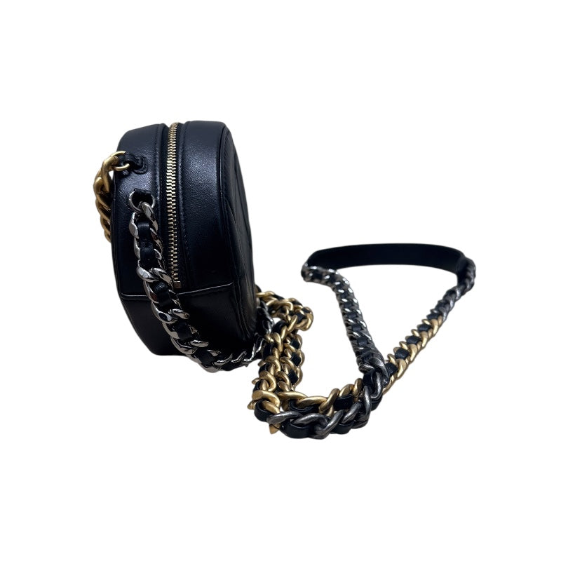 シャネル CHANEL CHANEL19　ラウンドチェーンショルダーバッグ ブラック ラムスキン レディース ショルダーバッグ