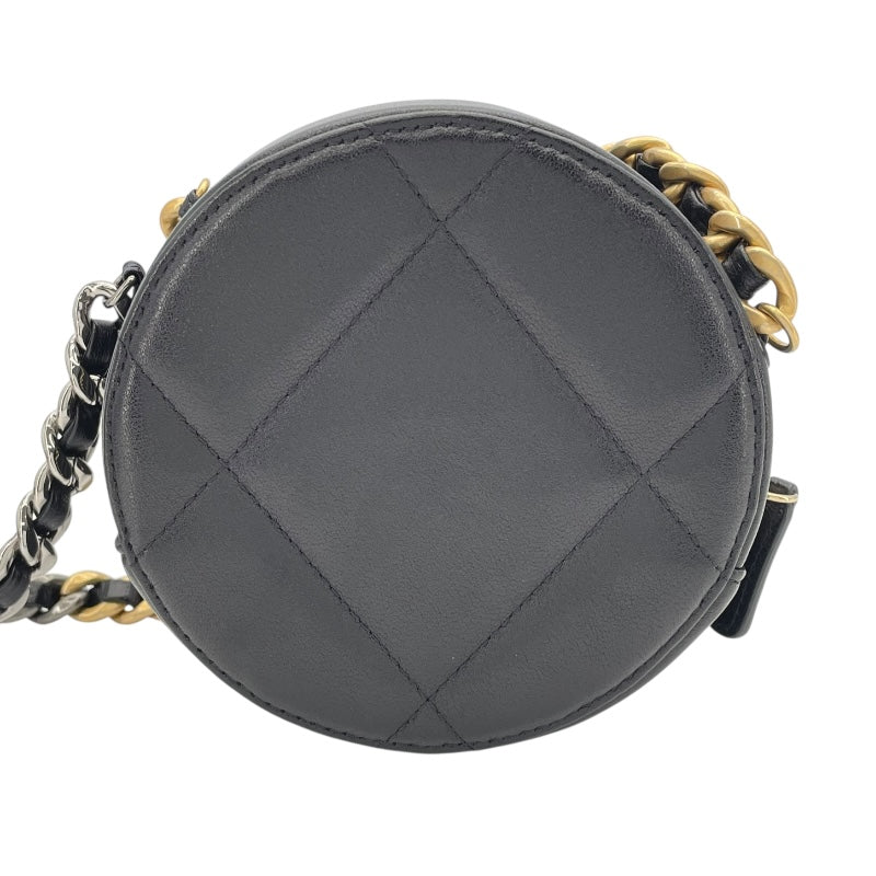シャネル CHANEL CHANEL19 チェーンクラッチ AP0945 29番台 ブラック GDxSV金具 ラムスキン レディース ショルダーバッグ