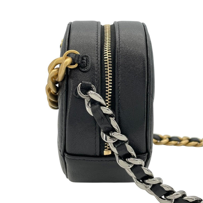 シャネル CHANEL CHANEL19 チェーンクラッチ AP0945 29番台 ブラック GDxSV金具 ラムスキン レディース ショルダーバッグ