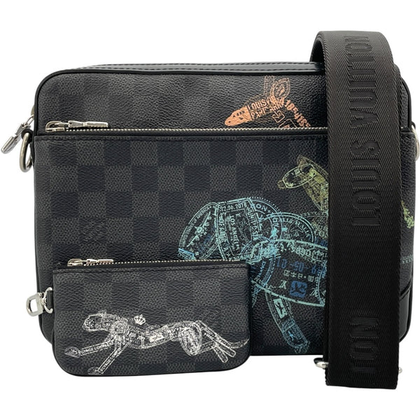 ルイ・ヴィトン LOUIS VUITTON トリオメッセンジャー N58040 ブラック ダミエ・グラフィット メンズ ショルダーバッグ
