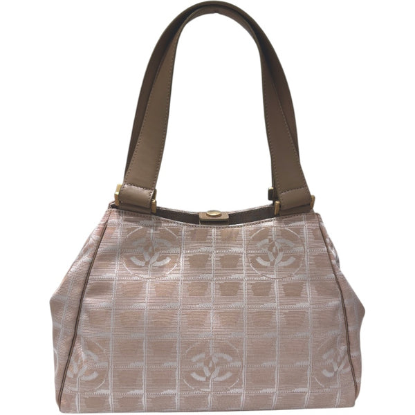 シャネル CHANEL ニュートラベルラインハンドバッグ A20518　8番台 ベージュ ナイロン ハンドバッグ