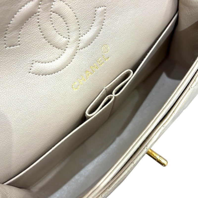 シャネル CHANEL マトラッセ23 A01113 ベージュ/GD金具 ラム レディース ショルダーバッグ