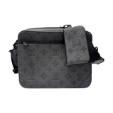 ルイ・ヴィトン LOUIS VUITTON トリオ・メッセンジャー M46603 モノグラムシャドウ レザー メンズ