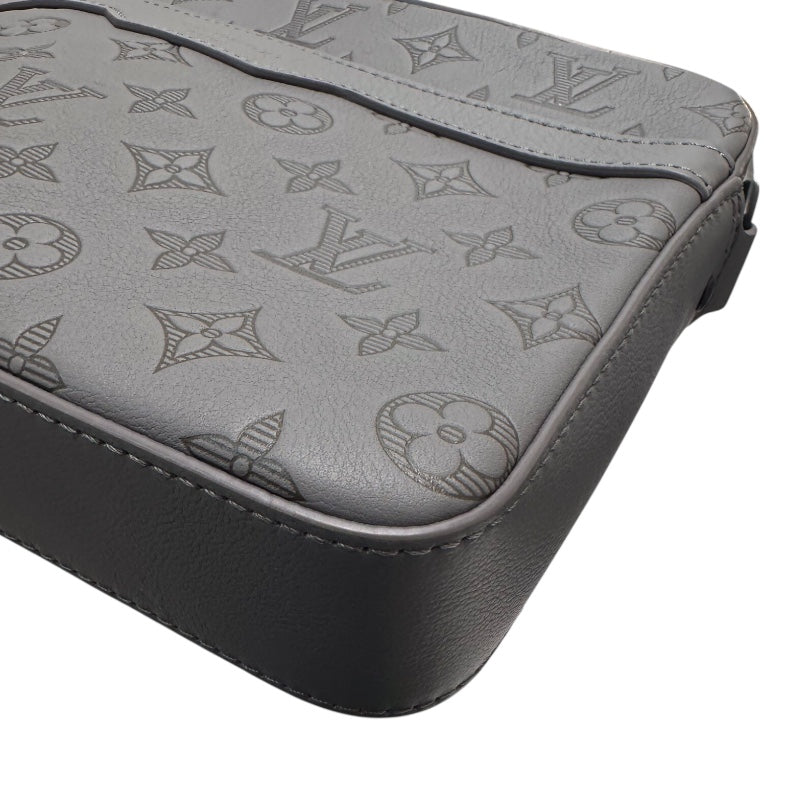 ルイ・ヴィトン LOUIS VUITTON トリオ・メッセンジャー M46603 モノグラムシャドウ レザー メンズ