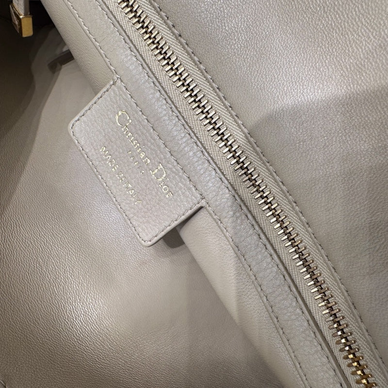 クリスチャン・ディオール Christian Dior カロミディアム ベージュ ラムスキン レディース ショルダーバッグ