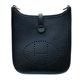 エルメス HERMES エヴリンTPM W刻印 ブラック/シルバー金具 トリヨン レディース ショルダーバッグ