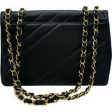 シャネル CHANEL バイアスステッチ チェーンフラップバッグ 8番台 ブラック/ゴールド金具 キャビアスキン レディース ショルダーバッグ