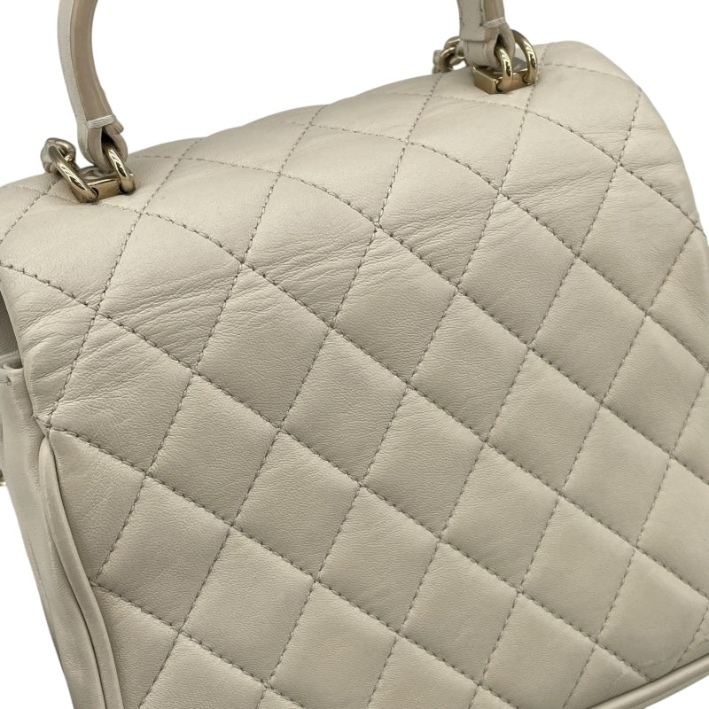 シャネル CHANEL マトラッセ トップ ハンドル 25番台 アイボリー GD金具 ラムスキン レディース ショルダーバッグ