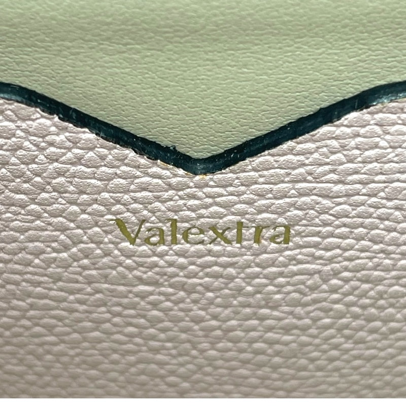 ヴァレクストラ VALEXTRA マイクロ イジィデ ピンク レザー レディース ショルダーバッグ