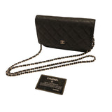 シャネル CHANEL マトラッセ チェーンウォレット A33814 ブラック×SV金具 キャビアスキン レディース ウォレットチェーン