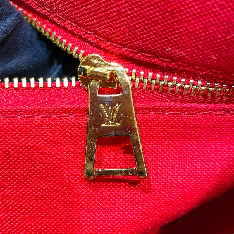 ルイ・ヴィトン LOUIS VUITTON オンザゴーPM M46373 ブラウン モノグラム・ジャイアント・リバース レディース ハンドバッグ