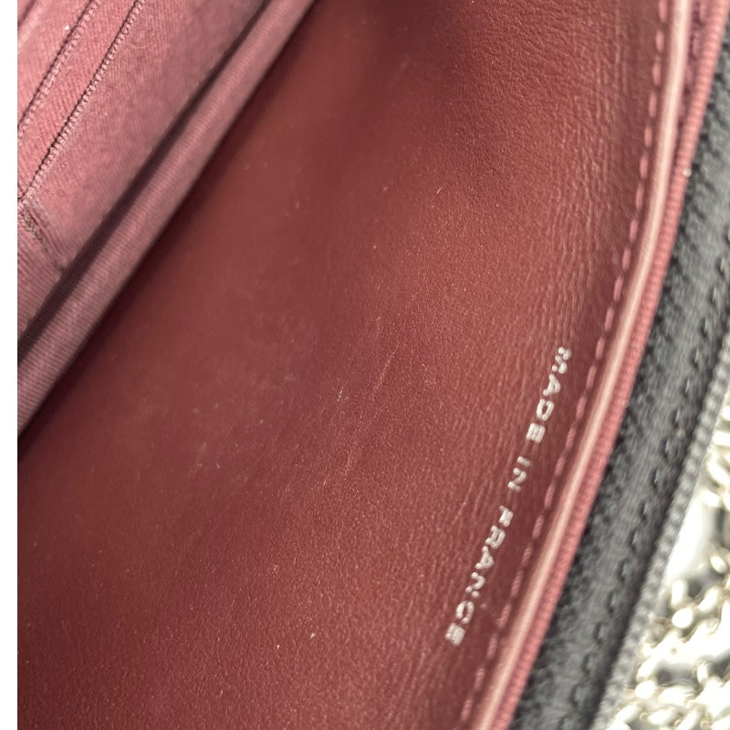 シャネル CHANEL マトラッセチェーンウォレット A33814 26番台 ブラック SV金具 キャビアスキン レディース ショルダーバッグ