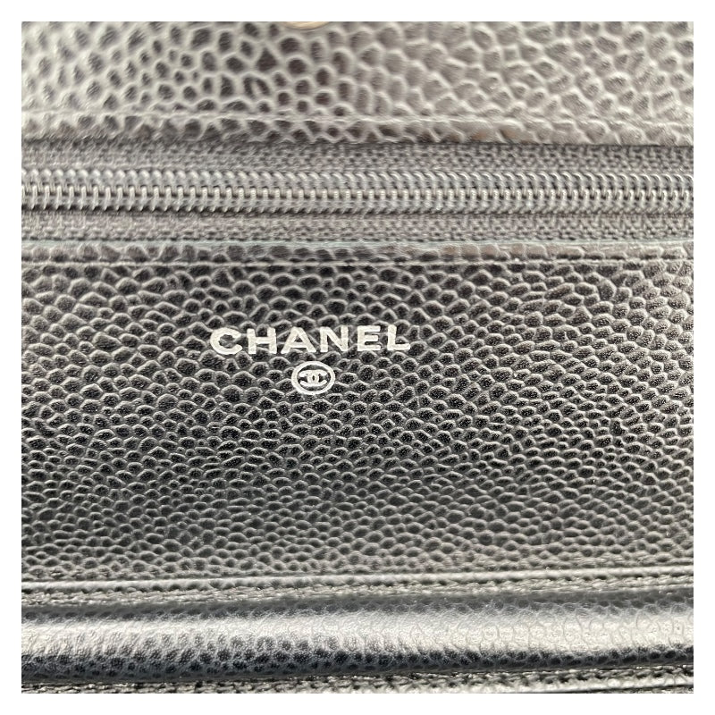 シャネル CHANEL マトラッセチェーンウォレット A33814 26番台 ブラック SV金具 キャビアスキン レディース ショルダーバッグ