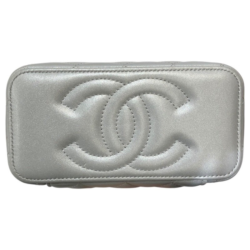 シャネル CHANEL バニティチェーンショルダー AP4064 シルバー ゴールド金具 ラム レディース ショルダーバッグ