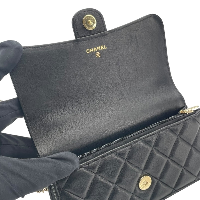 シャネル CHANEL フラップ フォン ショルダー AP3226 ブラック GD金具 ラム レディース ショルダーバッグ