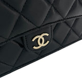 シャネル CHANEL フラップ フォン ショルダー AP3226 ブラック GD金具 ラム レディース ショルダーバッグ