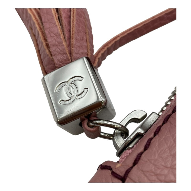 シャネル CHANEL フリンジレザーショルダーバッグ ピンク SV金具 レザー レディース ショルダーバッグ