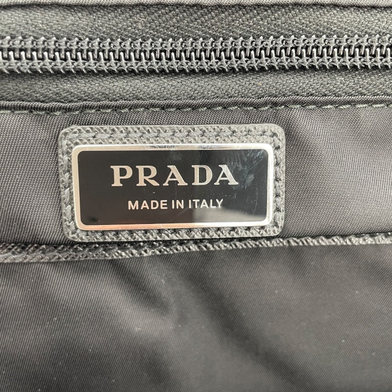プラダ PRADA トライアングルロゴショルダー ブラック ナイロン メンズ ショルダーバッグ
