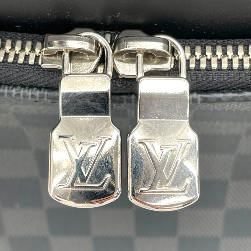 ルイ・ヴィトン LOUIS VUITTON デイトンPM N41408 グレー ダミエ・グラフィット メンズ ショルダーバッグ