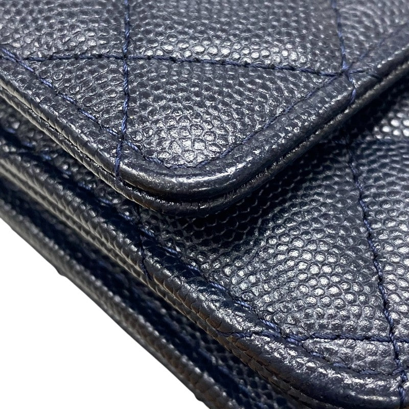 シャネル CHANEL マトラッセチェーン ウォレット A33814 26番台 ネイビー ゴールド金具 キャビアスキン レディース ショルダーバッグ