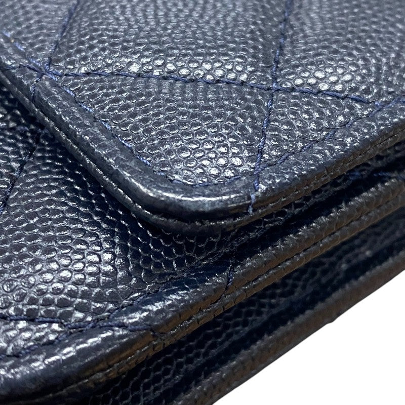 シャネル CHANEL マトラッセチェーン ウォレット A33814 26番台 ネイビー ゴールド金具 キャビアスキン レディース ショルダーバッグ