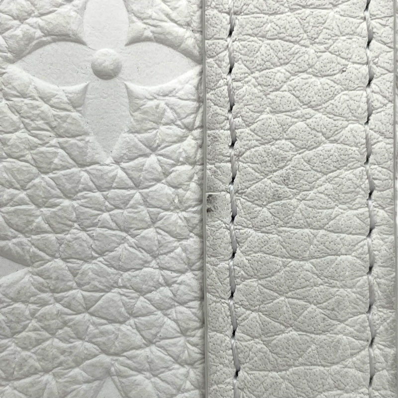 ルイ・ヴィトン LOUIS VUITTON ソフトトランク M80146 ホワイト トリヨン ユニセックス ショルダーバッグ