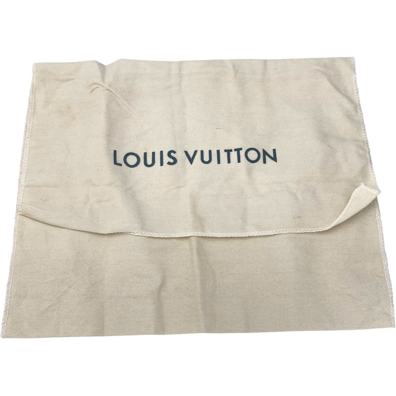 ルイ・ヴィトン LOUIS VUITTON ソフトトランク M80146 ホワイト トリヨン ユニセックス ショルダーバッグ