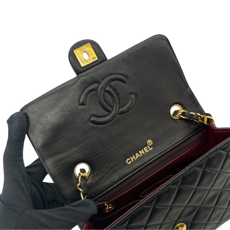 シャネル CHANEL ミニマトラッセ20 A01163 1番台 ブラック GD金具 ラム レディース ショルダーバッグ