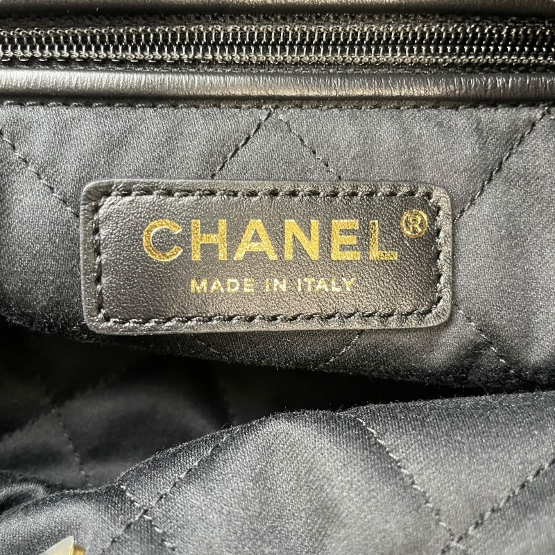 シャネル CHANEL CHANEL22 バックパック AS3859 ブラック シャイニーカーフスキン レディース リュック・デイパック