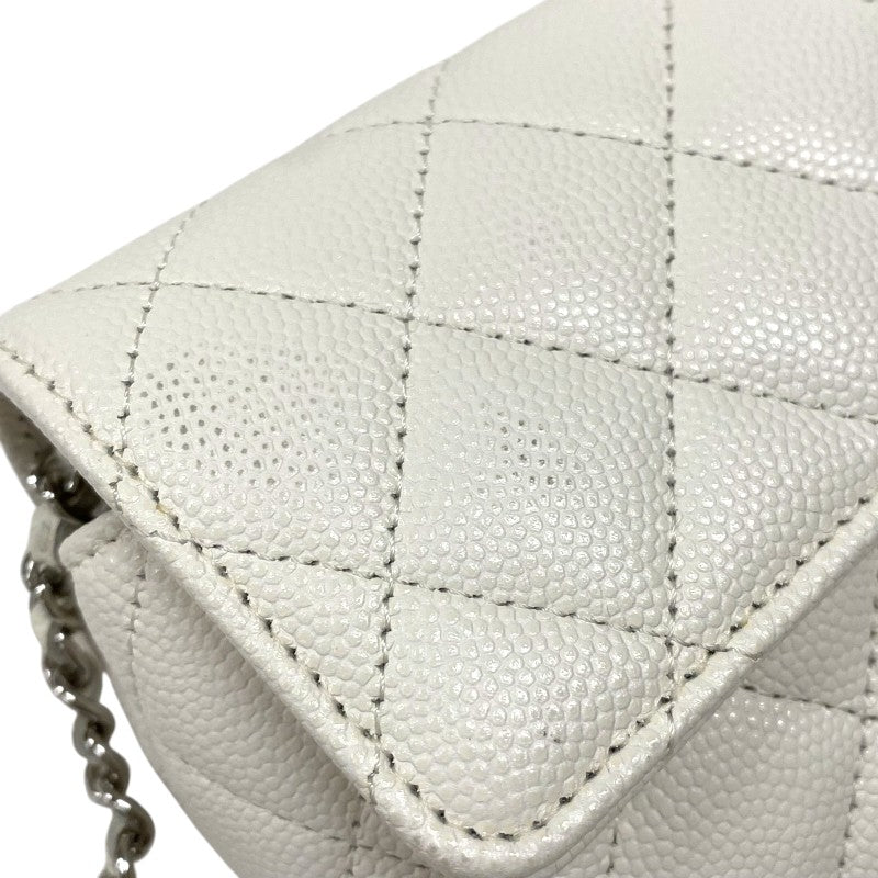 シャネル CHANEL マトラッセ チェーン アイウェアケース AP2044 ホワイト シルバー金具 キャビアスキン レディース ショルダーバッグ