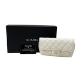 シャネル CHANEL マトラッセ チェーン アイウェアケース AP2044 ホワイト シルバー金具 キャビアスキン レディース ショルダーバッグ