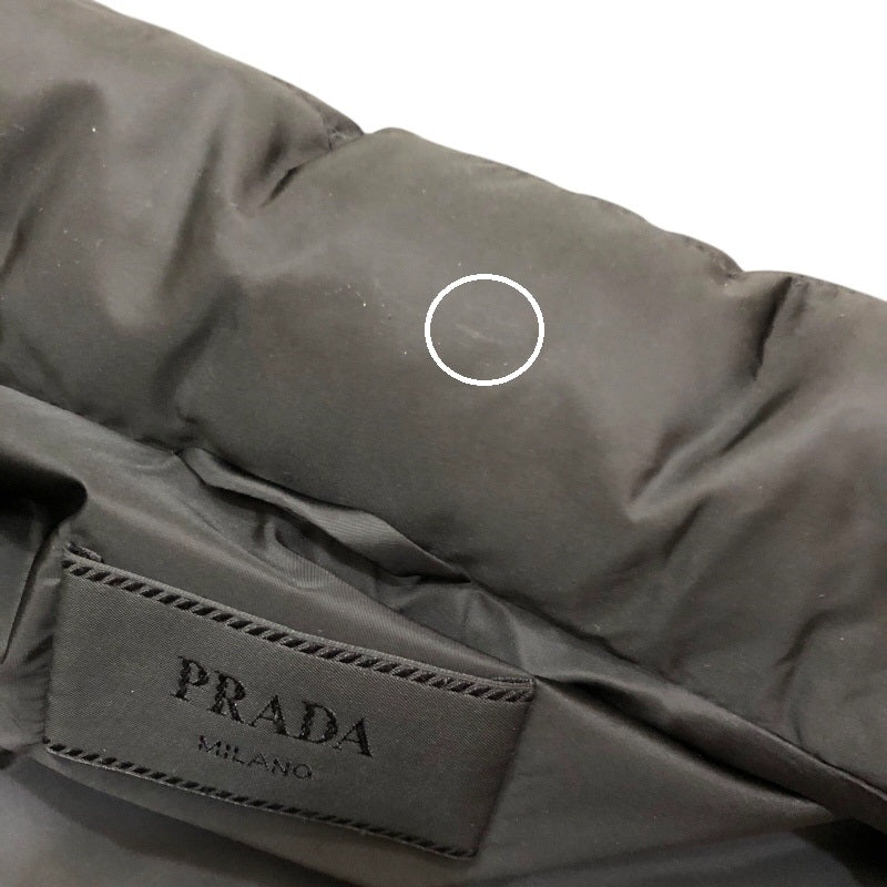 プラダ PRADA トライアングルロゴ ダウンベスト SGJ119 ブラック ナイロン メンズ ダウンベスト
