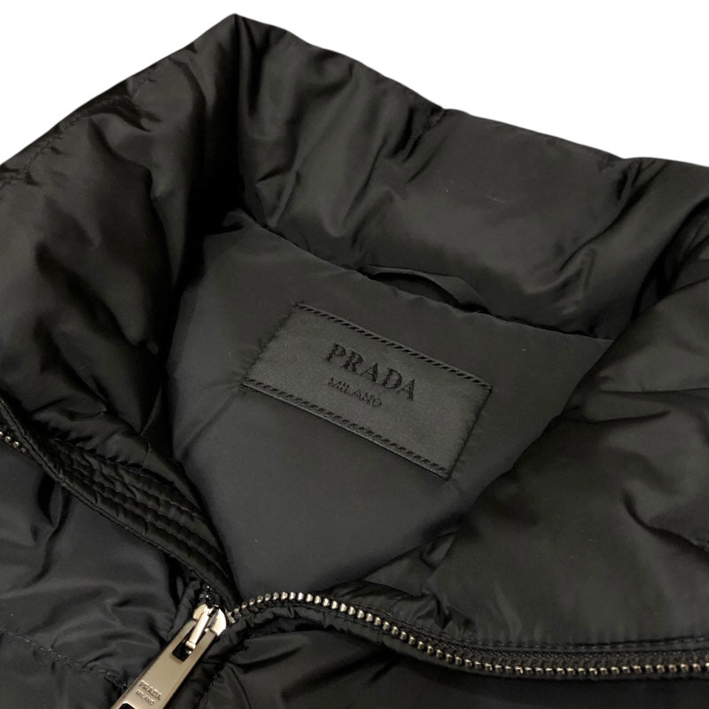 プラダ PRADA トライアングルロゴ ダウンベスト SGJ119 ブラック ナイロン メンズ ダウンベスト