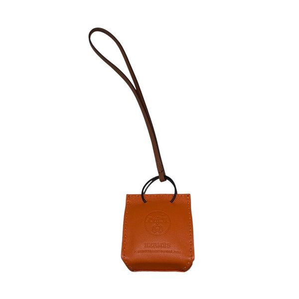 【エルメス】サックオランジュチャーム　美品 エルメス)サック・オランジュ オレンジショッパー型チャーム (HERMES