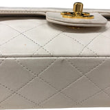 シャネル CHANEL マトラッセ23 A01113 ホワイト ゴールド金具 ラムスキン レディース ショルダーバッグ