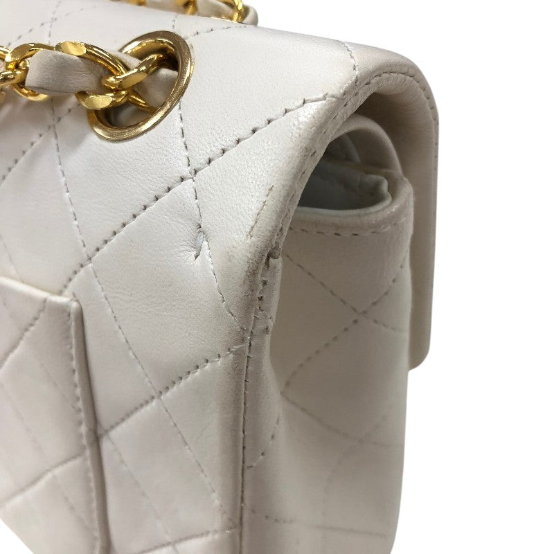 シャネル CHANEL マトラッセ23 A01113 ホワイト ゴールド金具 ラムスキン レディース ショルダーバッグ