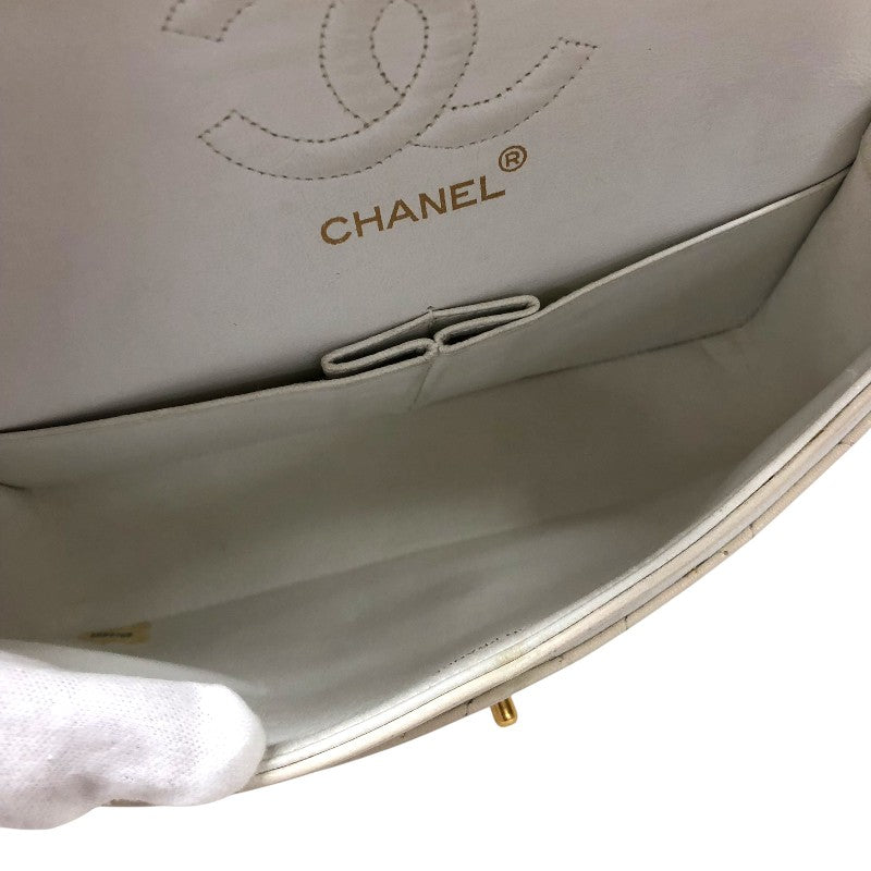 シャネル CHANEL マトラッセ23 A01113 ホワイト ゴールド金具 ラムスキン レディース ショルダーバッグ