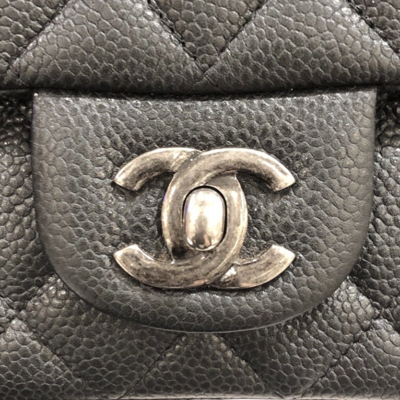 シャネル CHANEL ミニマトラッセ20 A69900 ブラック　シルバー金具 キャビア レディース ショルダーバッグ