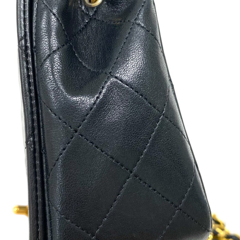 シャネル CHANEL マトラッセ チェーンショルダーバッグ ブラック ゴールド金具 ラムスキン レディース