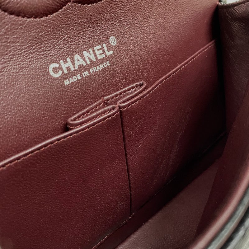 シャネル CHANEL マトラッセ25 A01112 ブラック シルバー金具 キャビアスキン レディース ショルダーバッグ