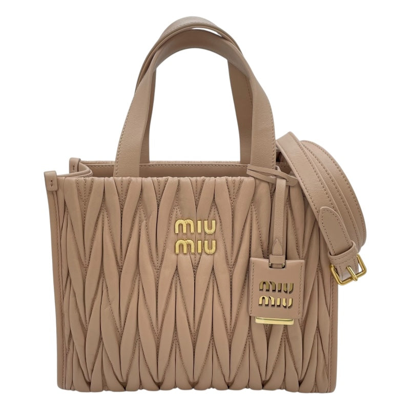 ミュウミュウ miu miu マテラッセ トート 5BG263 ピンクベージュ レザー レディース トートバッグ