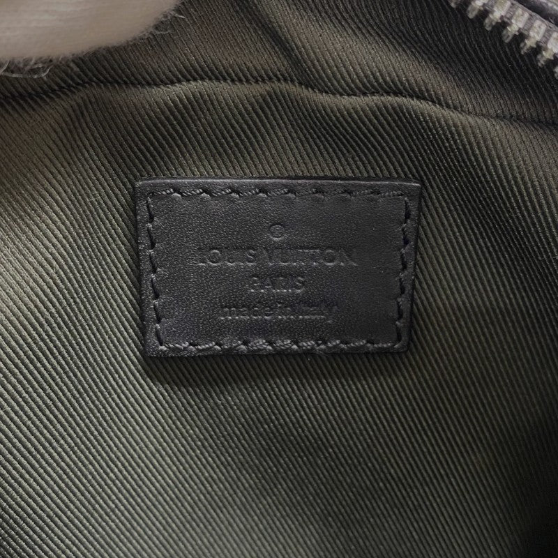ルイ・ヴィトン LOUIS VUITTON ダヌーブPM ヴィヴィエンヌ M43677 モノグラム・エクリプス メンズ ショルダーバッグ